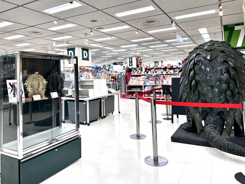 「 平成ガメラPOP-UP 」 ハンズ新宿店 7階　展示風景